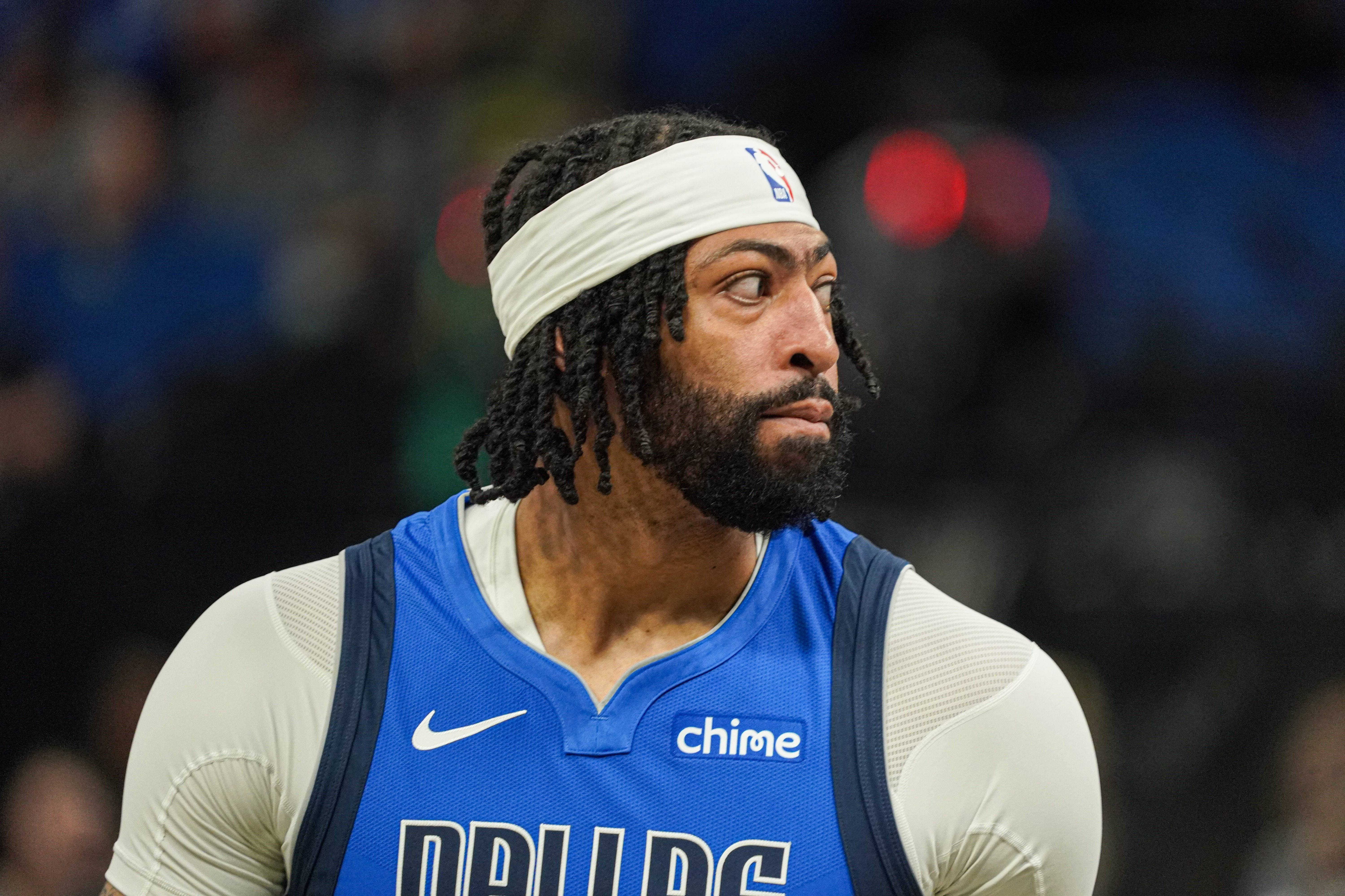 开云体育-萨拉赫连续十五场比赛得分超过战术调整，独行侠不断突破！全场沸腾不已-开云体育